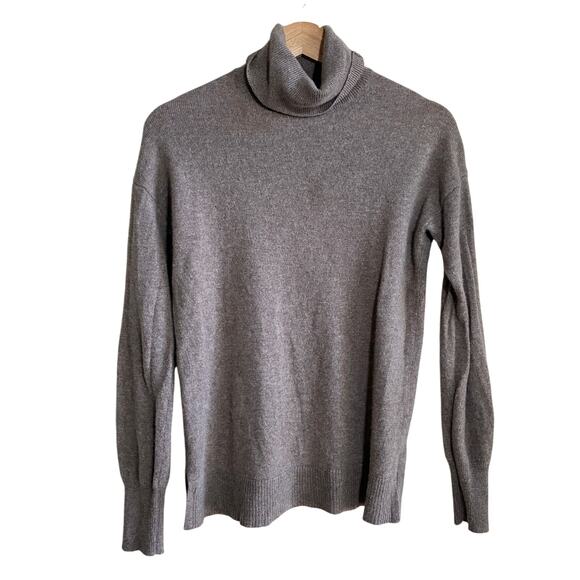 Nordstrom Sweaters - Nordstrom 100% cashmere tan brown turtleneck knit sweater women's size M HOLE